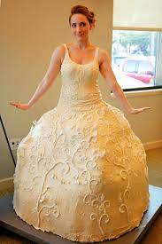 A Wedding Dress Made Out Of Cake Unconventional Wedding Cake Wedding Dress Cake Gorgeous Cakes