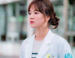 Descendants Of The Sun Gaya Rambut Pendek Gaya Rambut Selebritas