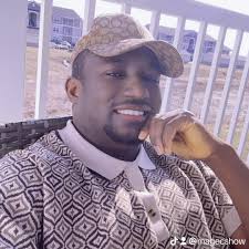 General Abdul Fattah Al-Sisi, flanked by religious and military leaders,  said the chief justice of constitutional court would take the powers of the  presidency. The current whereabouts of Mr Morsi are unknown