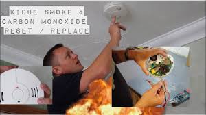 We review carbon monoxide detectors based on price, features, reliability, and customer reviews. Kidde Smoke Carbon Monoxide Alarm How To Reset Or Replace 8 Year Life Warning Chirp Beep Youtube