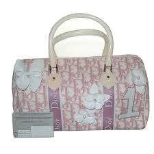 Sacs A Main Christian Dior Sac Bowling Cuir Vernis Toile Rose Blanc Ref 64651 Joli Closet Mango presents you its new collection. sac bowling