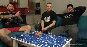 Pierwszy i drugi sezon emitowano w soboty po 22. Gogglebox Przed Telewizorem Oficjalna Strona Stacji Ttv