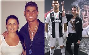 Check spelling or type a new query. La Sorella Di Cr7 Sara Ancora Il Migliore L Italia Cristiano L Adora Sky Sport
