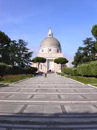 La solennità dei santi pietro e paolo è una festa liturgica in onore del martirio a roma degli apostoli san pietro e san paolo, che si osserva il 29 giugno. Santi Pietro E Paolo Churches Of Rome Wiki Fandom