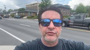 Elliot In The Morning 5/8/24