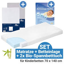 Aufgrund ihrer breiteren fläche kann die 140×200 cm matratze auch von zwei personen genutzt werden, je nachdem, welche liegefläche jeder einzelne für sich in anspruch nehmen möchte. Alvi 4 Tlg Matratzen Set Fur Kinderbetten 70 X 140 Cm Babymatratze Bamboo Betteinlage 2 Spannbetttucher Babyartikel De