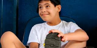 Pubertad En Ninos Con Sindrome De Down Como Hablar Sobre Sexualidad Clinica Las Condes