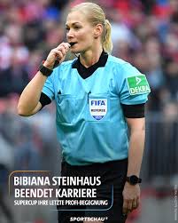 Congratulations to world cup and champions league final referees howard webb and bibiana steinhaus, who have revealed they tied the knot recently. Sportschau Sechs Mal Wurde Sie Schiedsrichterin Des Jahres Jetzt Beendet Bibiana Steinhaus Aus Privaten Grunden Ihre Schiedsrichter Karriere Facebook