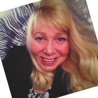 Anne Widmer's Instagram, Twitter & Facebook