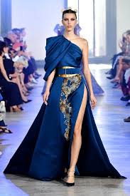 For his resort collection, elie saab paused to consider life beyond the red carpet. Maravilla Elie Saab Creo El Vestido De Novia Mas Impresionante Para Su Nuera