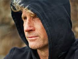 Ross Edgley completa o Great British Swim