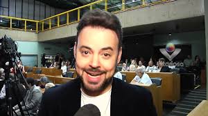 DR DOUGLAS DAVI PENA, CEO DA HOLDING SOBERANA, RECEBE TITULO DE CIDADÃO  HONORÁRIO DE UBERLÂNDIA