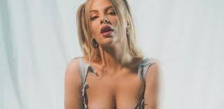Luisa Sonza Complains About Video Clip Censorship Upload This Po On Xvideos Ruetir