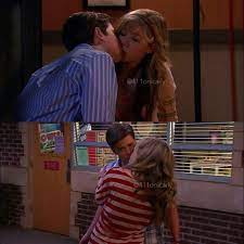 Doja cat planet her (deluxe) kiss me more. Sam And Freddie Icarly Sam And Freddie Icarly And Victorious Icarly