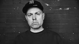 DJ Shadow