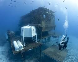 Aquanauts Living On Ocean Floor Prepare To Surface Underwater Underwater City Underwater World