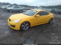 Change car compare values pictures specifications reviews & ratings safety. Hyundai Genesis Coupe R Spec 2011 Yellow 3 8l Vin Kmhhu6kh7bu053122 Free Car History