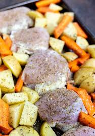 For An Easy Dinner Make This Oven Baked Boneless Chicken Thighs Potatoe In 2020 Baked Boneless Chicken Thighs Boneless Chicken Thigh Recipes Chicken Recipes Boneless