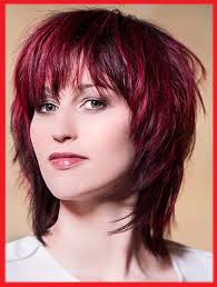 roten haaren fransige frisuren mittellang frisur ideen fransige frisuren frisuren frisuren schulterlang