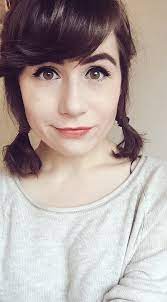 Dodie Clark Eloise Via Doddleoddle On Twitter Dodie Clark Short Hair Styles Hair