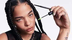 Connect In Colour Eye Shadow Palette: Future Flame