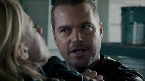Thierry lhermitte, rayane bensetti, émilie caen, lyes salem, cassiopée mayance, stanislas stanic. Ncis L A Finale Sam And Callen Tangle With Anna Exclusive Video Hollywood Reporter