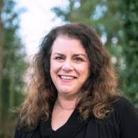 Robin Hoffman's Instagram, Twitter & Facebook