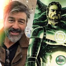 New photo of DCU Hal Jordan aka Kyle Chandler with a fan Looks like he's  rocking the Green Lantern: Earth One look for LANTERNS 🟢 Don't forget,  filming begins next month