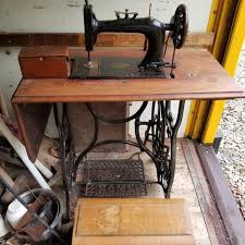 We supply belts, bobbin cases, bobbins, feed dogs, foot controls, gears, light bulbs, needles, needle plates, presser feet, serger knives, and many more parts for sewing machines. Best Antique New Home Sewing Machine Price Drop For Sale In Bloomington Indiana For 2021