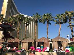 Cabanas By The Lazy River Picture Of Mandalay Bay Resort Casino Las Vegas Tripadvisor
