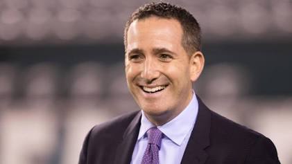 Philadelphia Eagles General Manager Howie Roseman navigates a high-stakes roster restructuring, do AI tạo