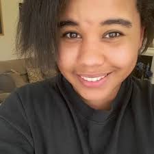 Claudia Simpson (@_ClaudiaSimpson)