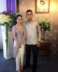 Baju kemeja couple online | jual baju kaos couple murah lucu. Ide Terkini 38 Model Baju Couple Lamaran
