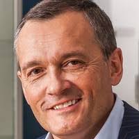 800+ perfiles de «Buser»