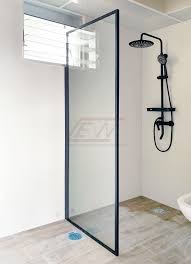 Our shower screens glass ensures that each screen is extra safe, resistant against bumps and knocks, and the high luster aluminum frames ensure durability that will not rust. Shower Screen Central Aluminium Glass