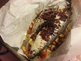 4 cucchiai di olio evo q.b.; Sgombro Al Cartoccio Cucinoio