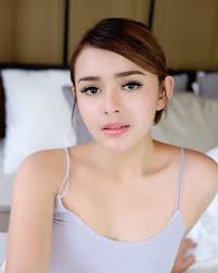 Biodata billy syahputra dan amanda manopo pasangan yang penuh dengan tawa bahagia yang kalau mereka ngelakuin. Biodata Amanda Manopo Lengkap Umur Agama Seleb Cantik Yang Heboh Nikahi Billy Syahputra