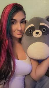 Hi everyone!!! Hummmm this one is questionable, so your comments will be  very appreciative even if it's bad. Can you help me out with this one  please!!!! 😊