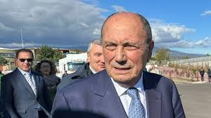 Carmelo Ragusa's Instagram, Twitter & Facebook