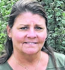 Stephanie Peterkin's Instagram, Twitter & Facebook