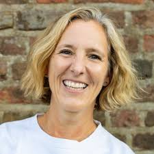 I'd like every week to start with a celebration and connecting with  brilliant women please!