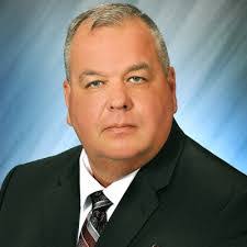 Kari Whaley's Instagram, Twitter & Facebook