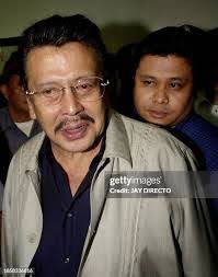 Joseph Bowlby's Instagram, Twitter & Facebook