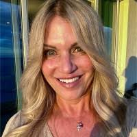 800+ "Lynn-marie" profiles