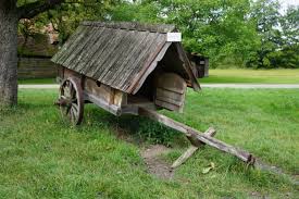 Der schäferwagen hat die grundmaße 6 x 2,2 m mit einem doppelbett 1,4 x 2 m mit einem etagenbett, kleiner küche mit kaffeemaschine. Schaferwagen Leben Auf Einer Achse Mampo