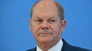 Von 2007 bis 2009 hatte der gebürtige niedersachse das bundesministerium für arbeit. Before Hamburg Elections Spd And Olaf Scholz Under Pressure Because Of Cum Ex Affair The Limited Times
