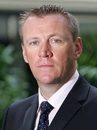 Rio Ferdinand shoves Fernando Torres in the head during Manchester United v  Chelsea