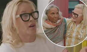 Celebrity IOU: Patricia Arquette helps longtime family friend Liz with full  kitchen and laundry room makeover