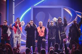 Artista premio lo nuestro del año. Premio Lo Nuestro 2019 Todos Los Ganadores Y Los Mejores Momentos De Una Noche Llena De Talento Latino Infobae