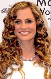 Personajes_de_la_tvcolombiana Aura Cristina Geithner: su nombre es sinónimo  de talento, pero también de belleza. Sin miedo a los retos, la inolvidable  'potra Zaina' ha sabido reinventarse con el paso del tiempo. Así